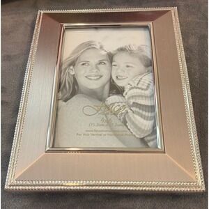 Fetco Home Decor 4x6 Picture Frame Silver Tone Beaded Trim Metallic Ornate